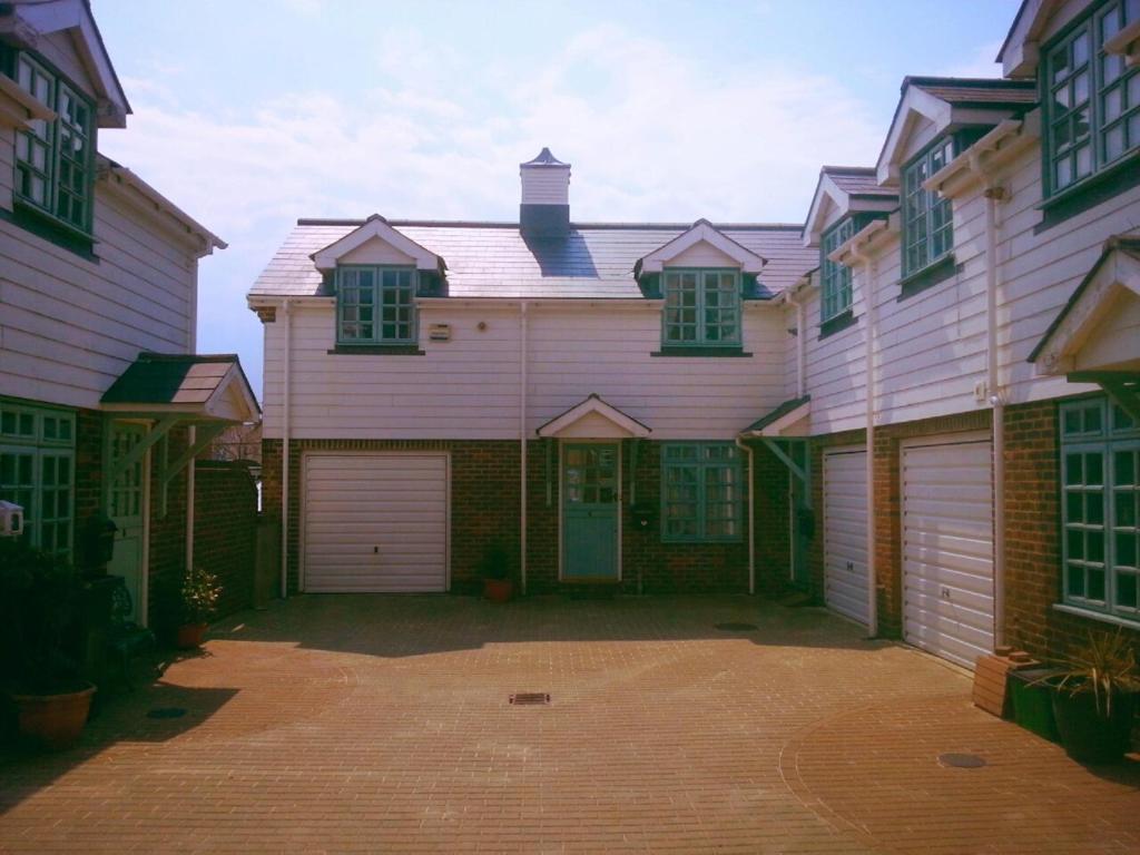 Bo'S Holiday Cottage Eastbourne Eksteriør bilde